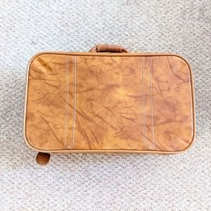 VTG Soft Side Leather American Tourister Travel